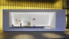 〈무엇을 담을까 (담을까) 무엇을 버릴까 (버릴까) 버렸나 (버렸나)〉 썸네일